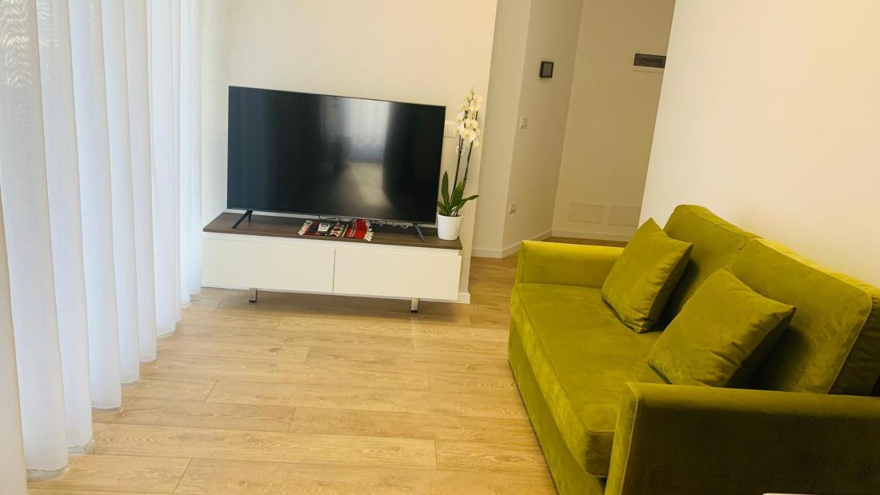 Apartment Proper Tirana