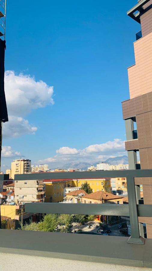Proper * Tirana